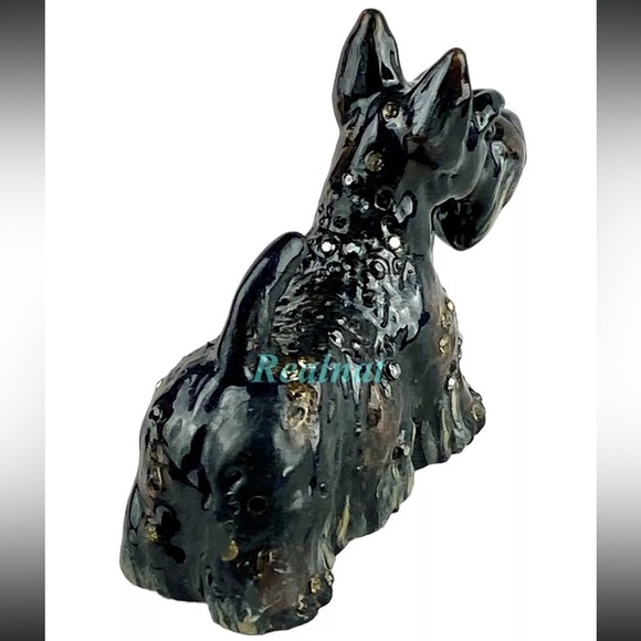 JAY STRONGWATER SEATED MINI SCOTTIE DOG FIGURINE LTD 204 of 500 SWAROVSKI
5064 - Picture 3 of 6